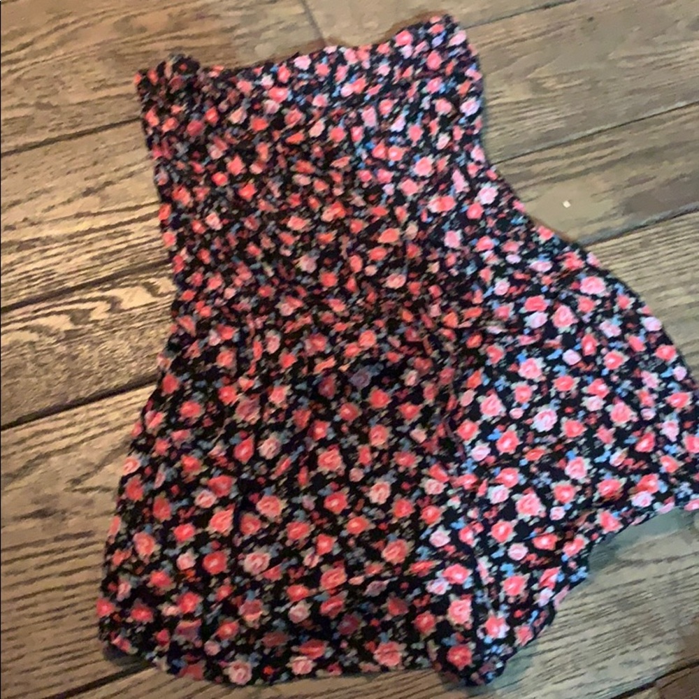 Black rose patterned romper